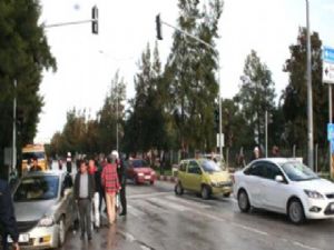 Erdemli'de Zincirleme Trafik Kazası 1 Ölü